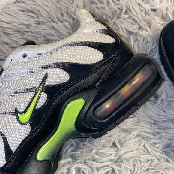 Nike Air Max Plus \'Black Volt\' . 7y, 7 womans, 5 mens.